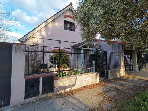 Casa De 3 Ambientes En Venta En San Miguel