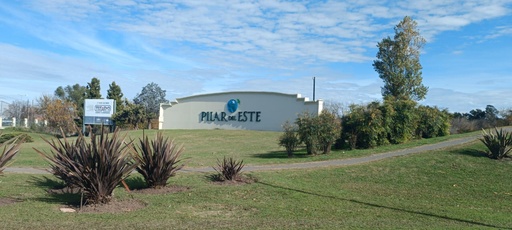 Lote en venta en Barrio Santa Sofia, Pilar del Este.
