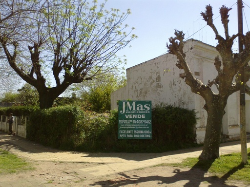 Casa Con Lote De 600 M2 En Venta En San Miguel.